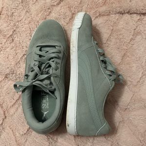 Puma sneakers Womens 9.5